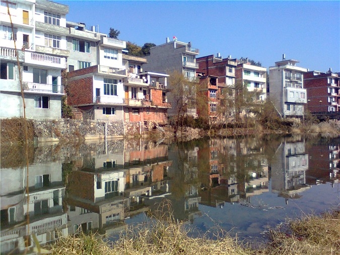 犀水清清映名村 (4).jpg