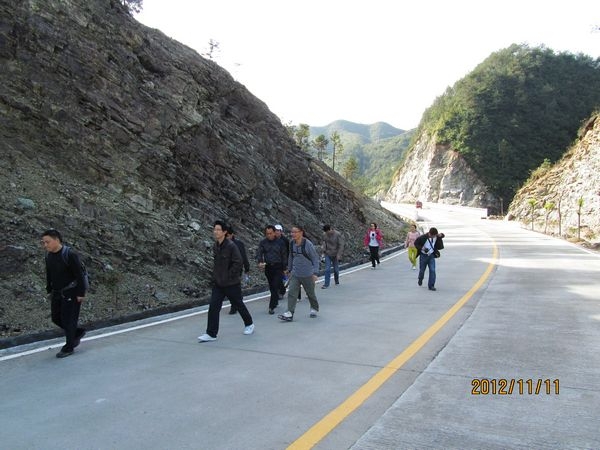 06.jpg