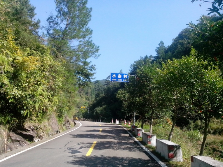 IMG_20131003_093117_调整大小.jpg