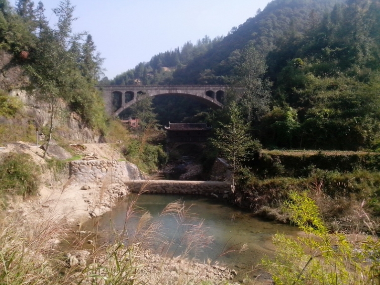 IMG_20131003_090137_调整大小.jpg
