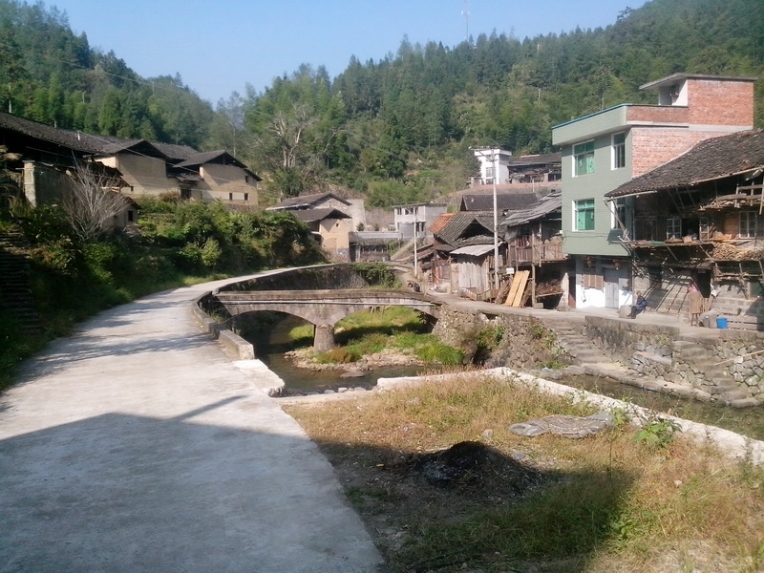 IMG_20131003_090548_调整大小.jpg