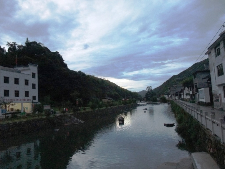 照片 439355.jpg